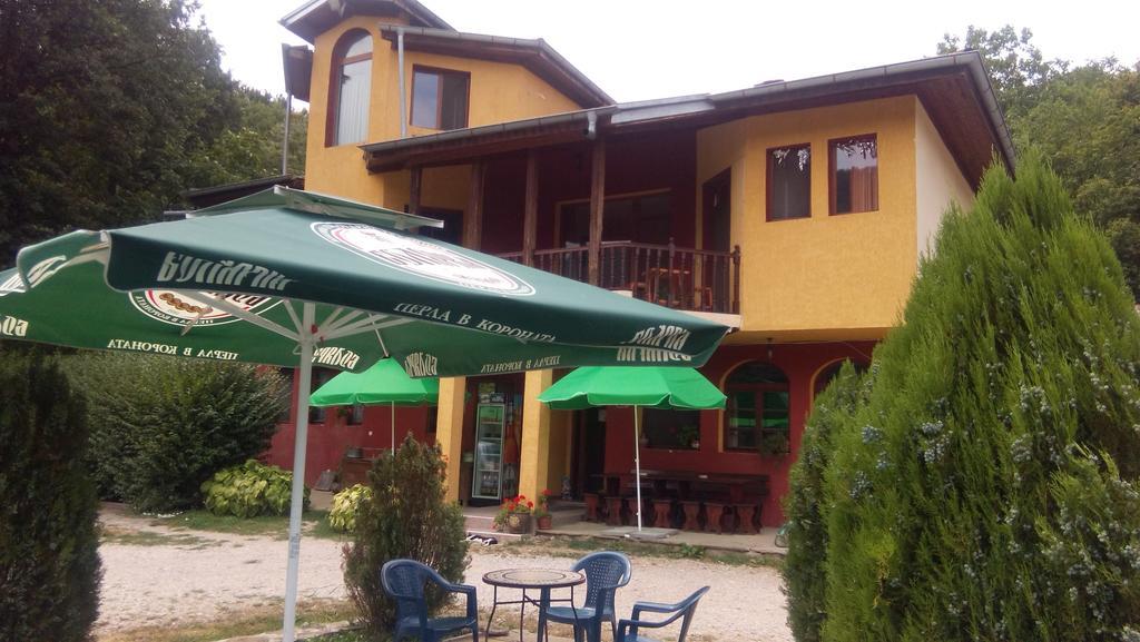 Guest House Alfa Daniel Balkanets  Exterior photo