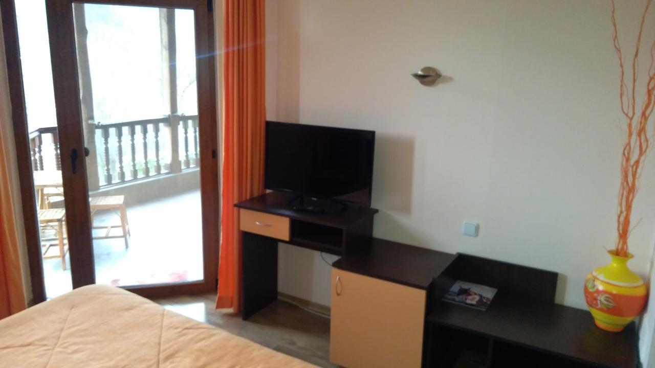 Guest House Alfa Daniel Balkanets  Exterior photo